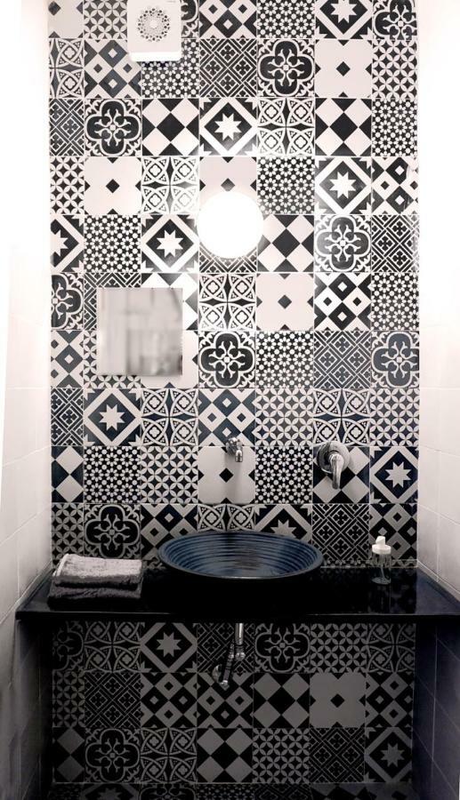 فيلا Art House In The Artist Workspace In The Center نابولي المظهر الخارجي الصورة